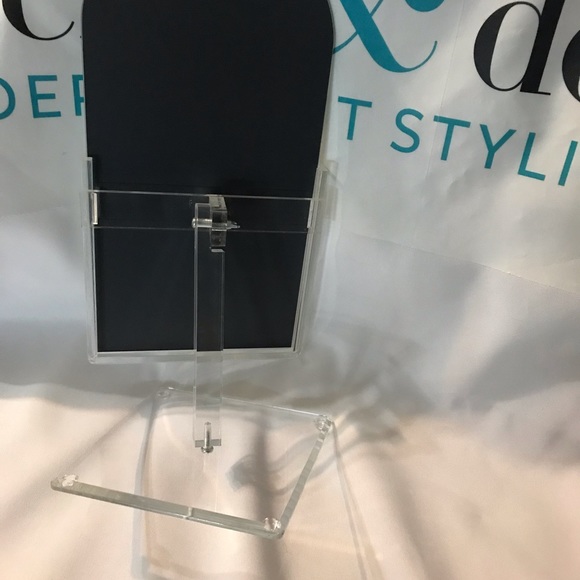 Display Mirror - Picture 3 of 3